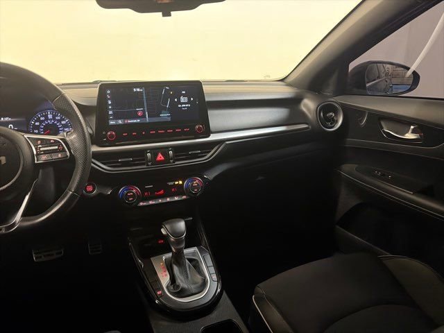 Used 2024 Kia Forte GT-Line image 29
