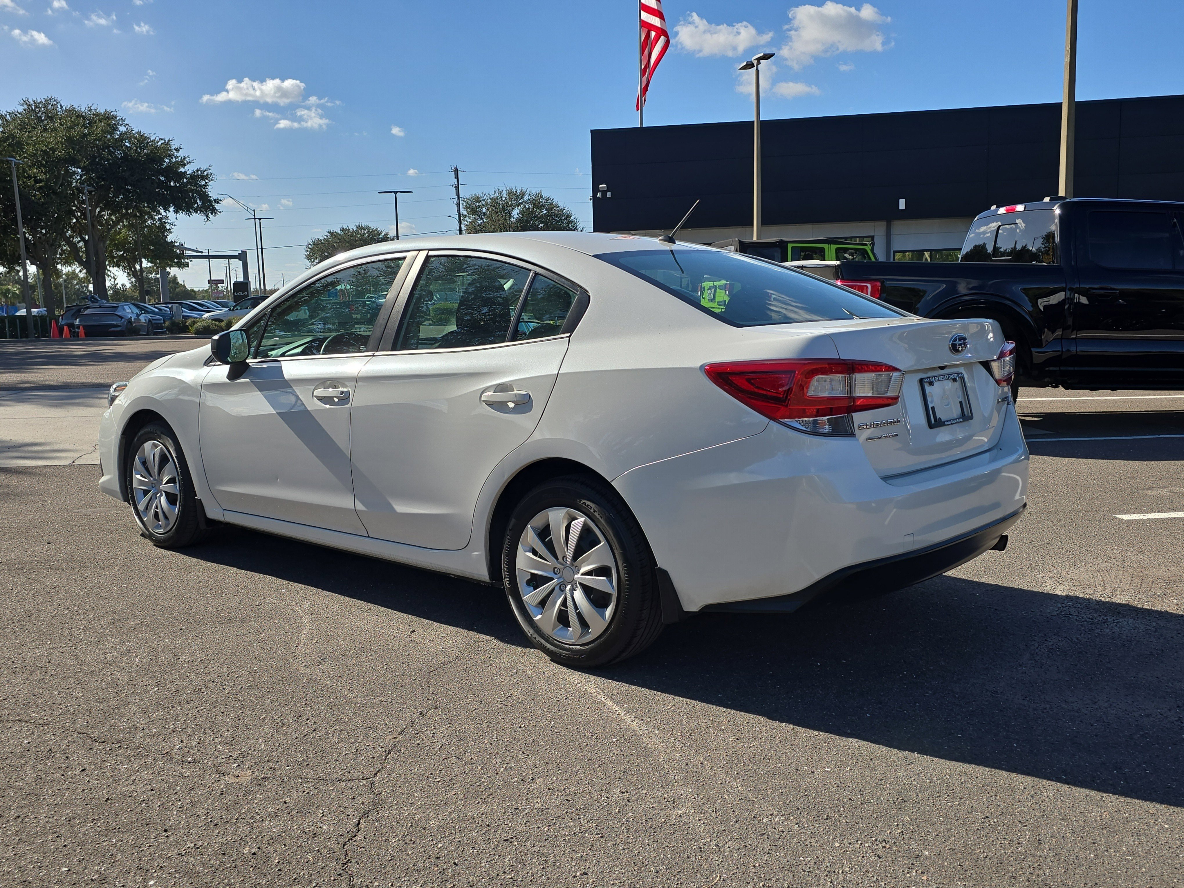 Used 2020 Subaru Impreza 2.0i image 6
