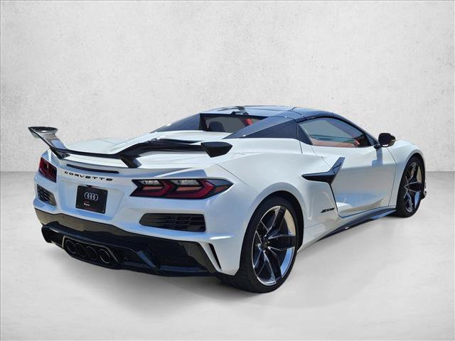 Used 2025 Chevrolet Corvette Z06 w/ Stealth Interior Trim Package RWD image 5