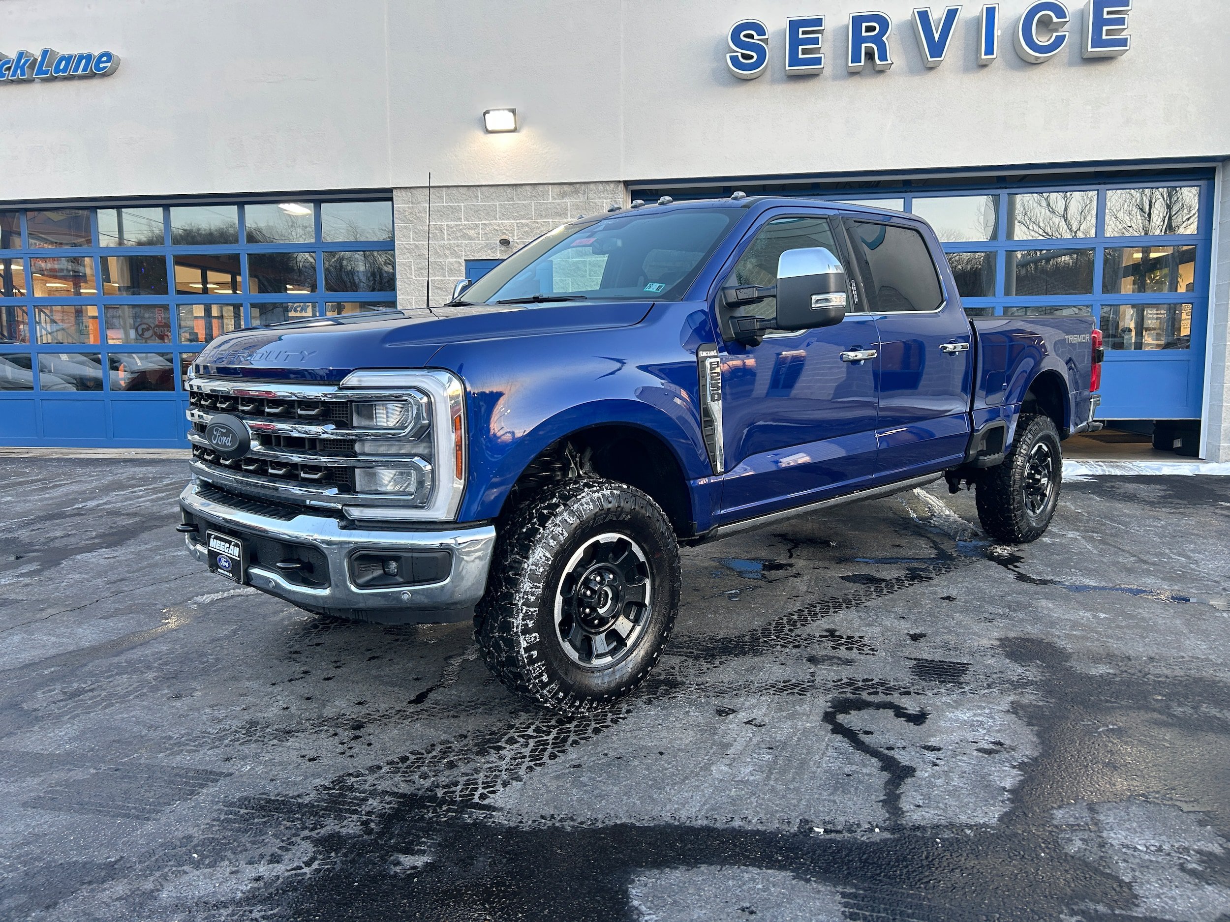 New 2026 Ford F250 King Ranch w/ Tremor Off-Road Package AWD/4WD image 2