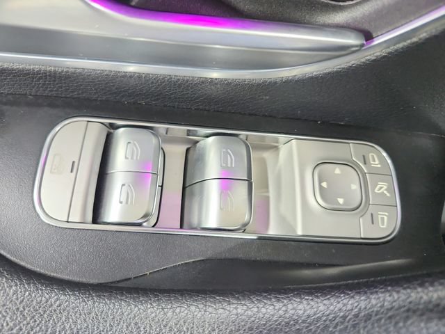 Used 2024 Mercedes-Benz GLE 450e 4MATIC image 37