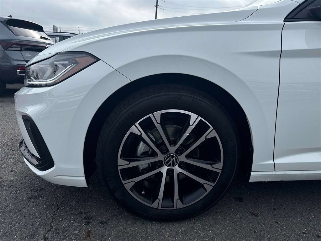 New 2026 Volkswagen Jetta Sport FWD image 6