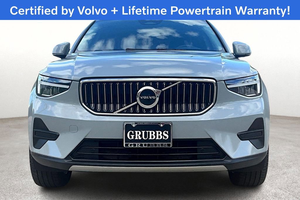 Certified 2025 Volvo XC40 B5 Core image 5