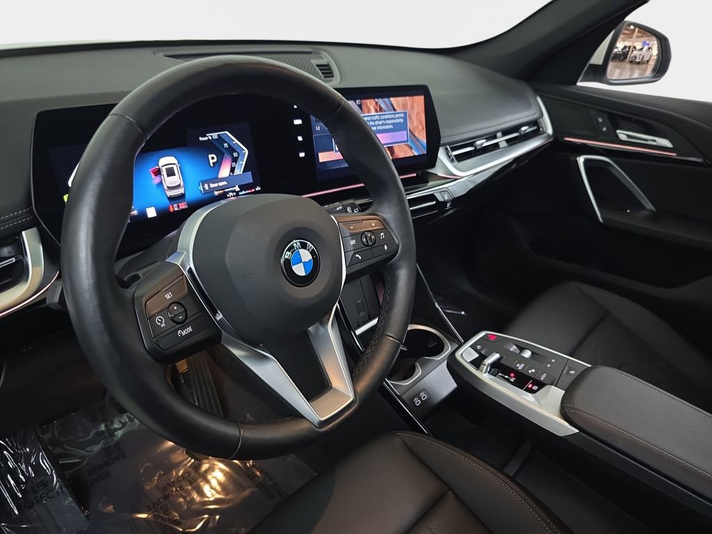 Used 2025 BMW X1 xDrive28i AWD/4WD image 19