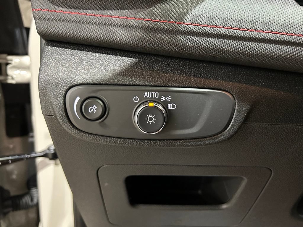 New 2026 Chevrolet TrailBlazer RS w/ Convenience Package FWD image 20