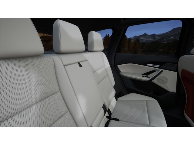 Used 2026 BMW X1 xDrive28i w/ Technology Package image 12