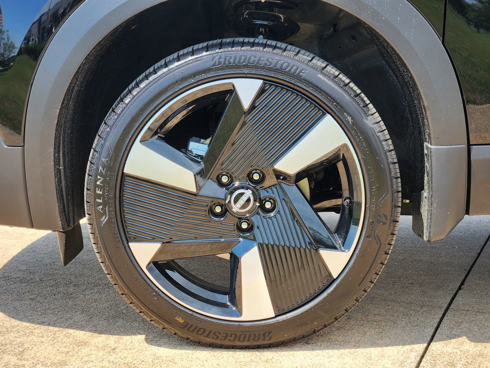 New 2026 Nissan Kicks SR image 10