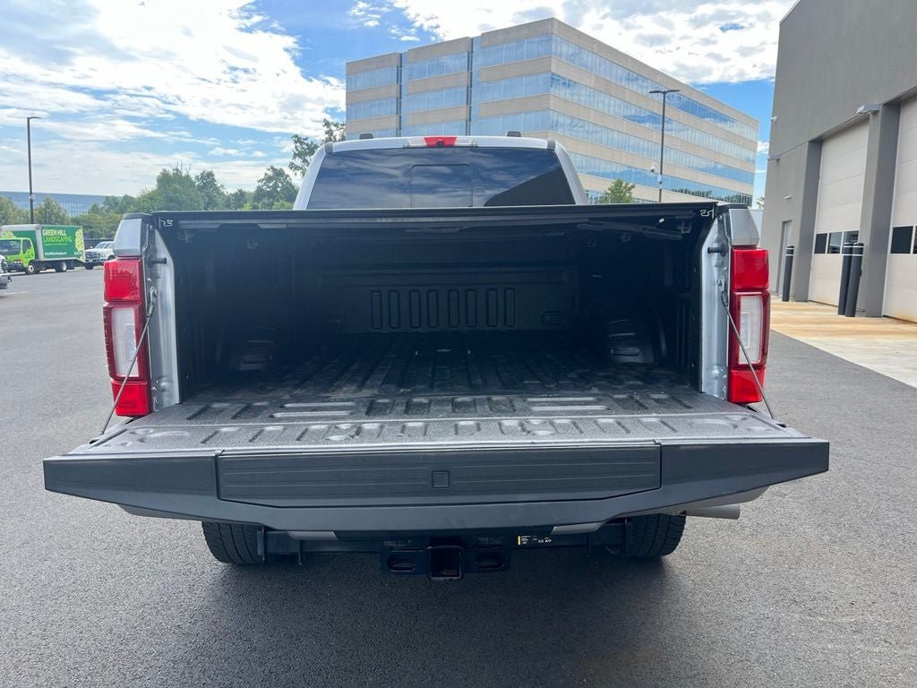 Used 2022 Ford F350 Lariat w/ Lariat Ultimate Package AWD/4WD image 10