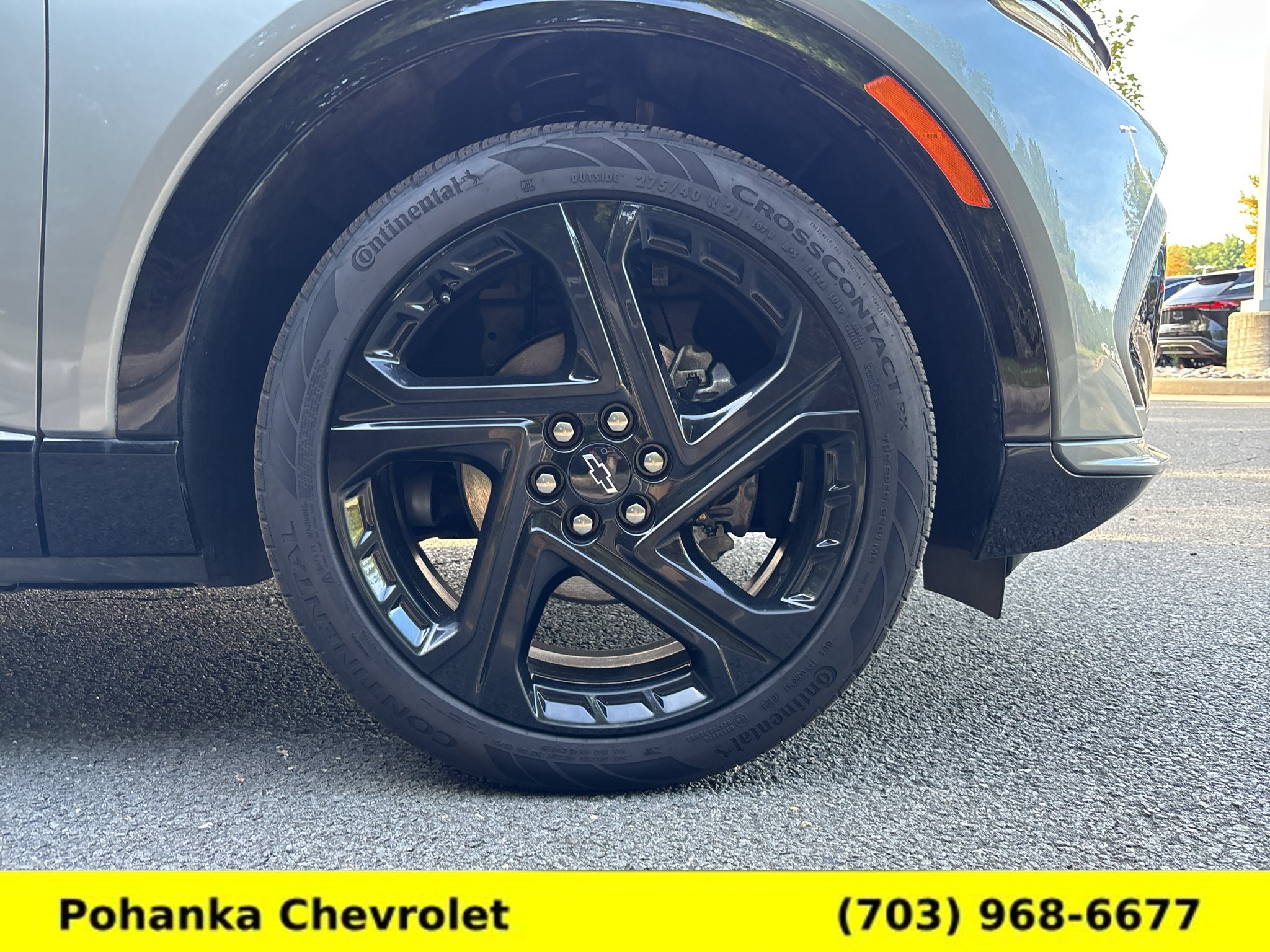Certified 2024 Chevrolet Equinox EV RS FWD image 30