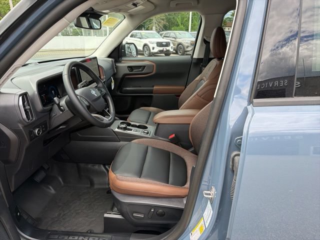 Used 2025 Ford Bronco Sport Outer Banks w/ Sasquatch Outer Banks Package AWD/4WD image 11