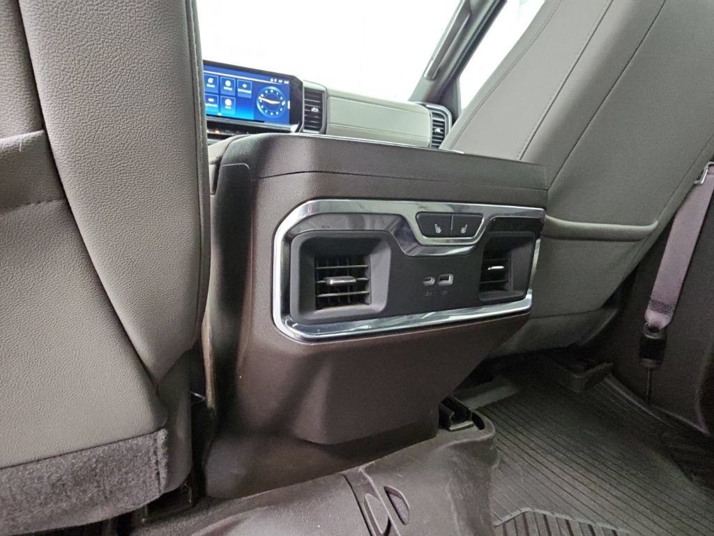 Certified 2024 Chevrolet Silverado 1500 LTZ AWD/4WD image 35