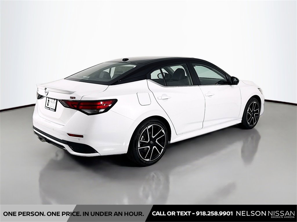 New 2025 Nissan Sentra SR w/ SR Premium Package image 5