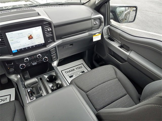 New 2025 Ford F150 XLT w/ Equipment Group 301A Standard image 16