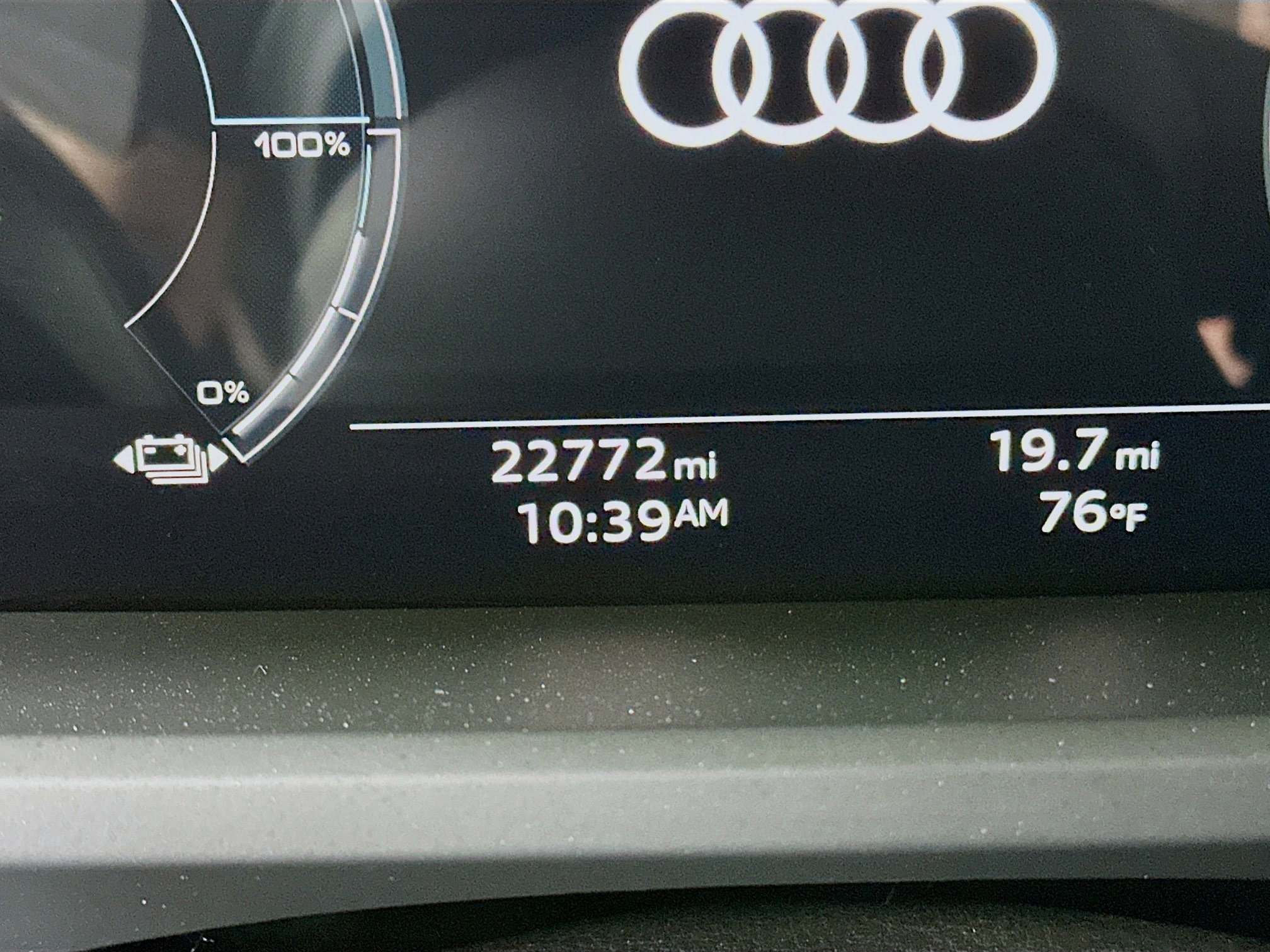 Used 2023 Audi e-tron GT Premium Plus AWD/4WD image 19