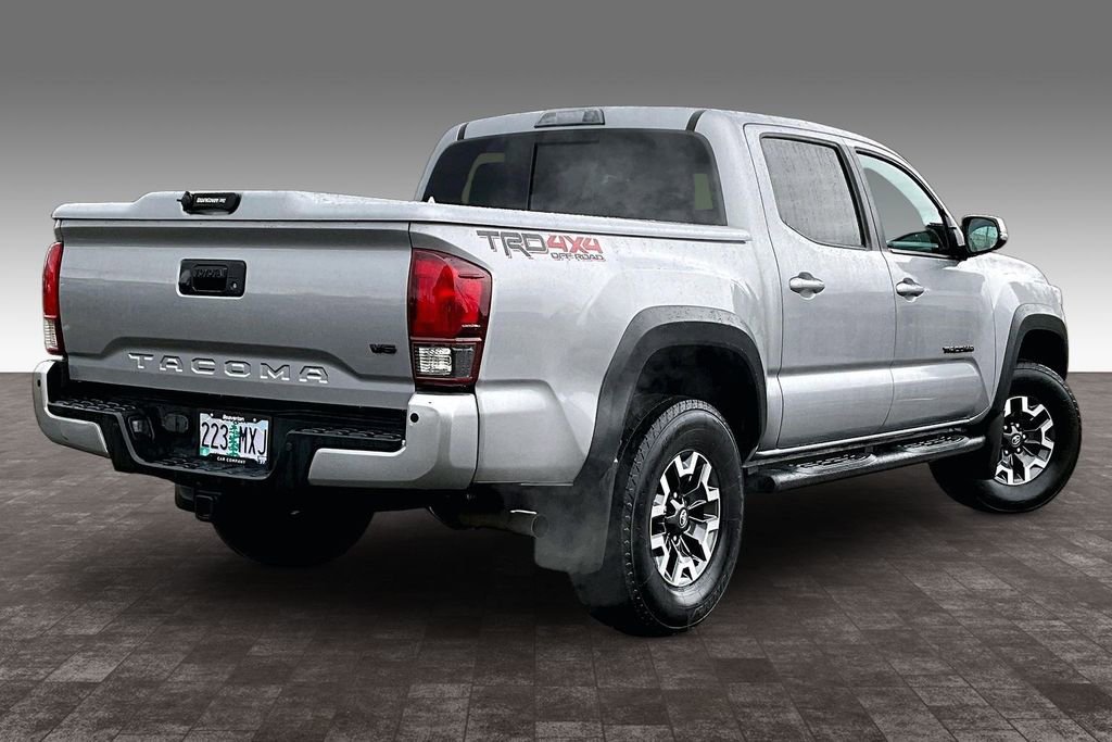 Used 2021 Toyota Tacoma TRD Off-Road w/ Technology Package image 14