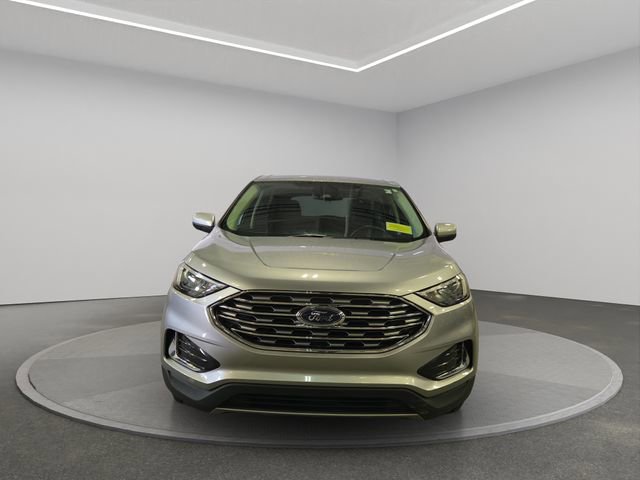 Used 2022 Ford Edge SEL image 2