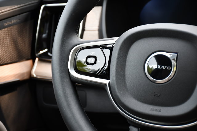 New 2026 Volvo XC90 B5 Plus w/ Protection Package Premier AWD/4WD image 22