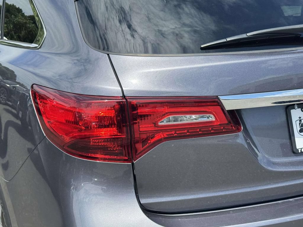 Used 2017 Acura MDX SH-AWD image 12