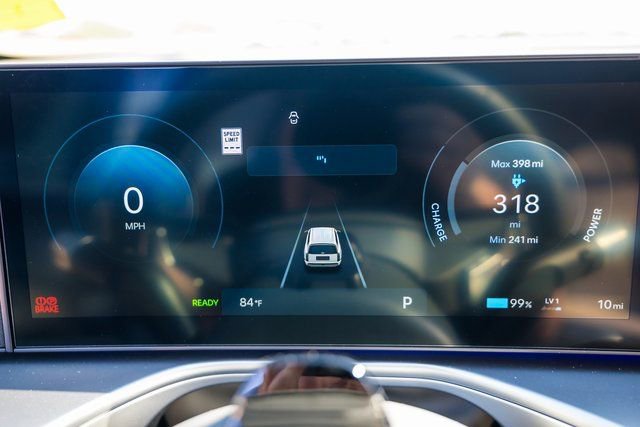 New 2026 Hyundai Ioniq 9 SEL image 9