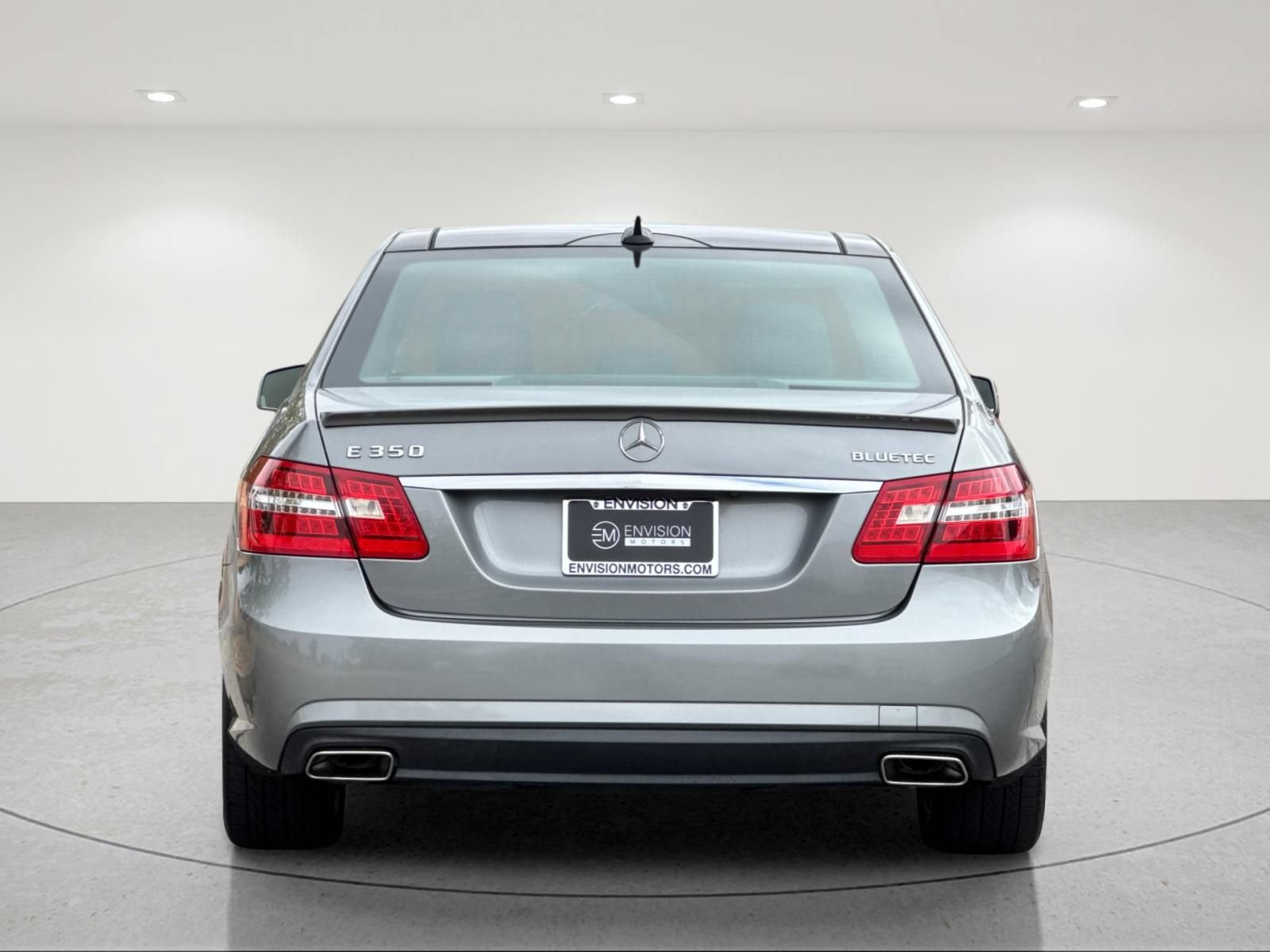 Used 2011 Mercedes-Benz E 350 BlueTEC Sedan image 5