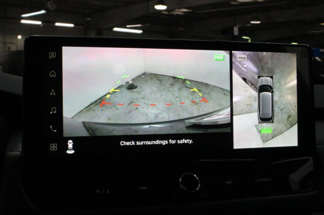 New 2026 Mitsubishi Outlander SE image 13