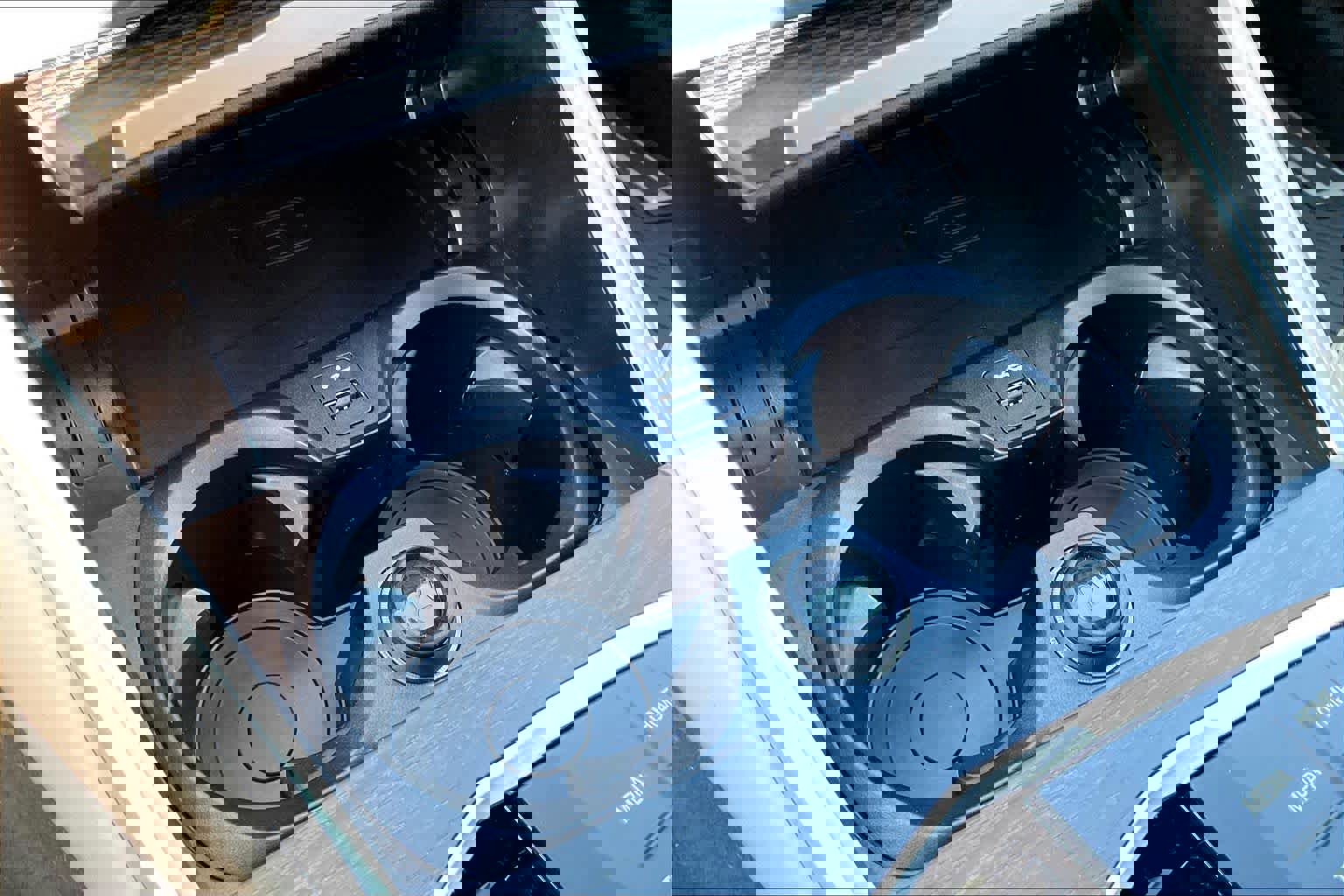 Certified 2025 BMW 330i Sedan w/ Premium Package image 36