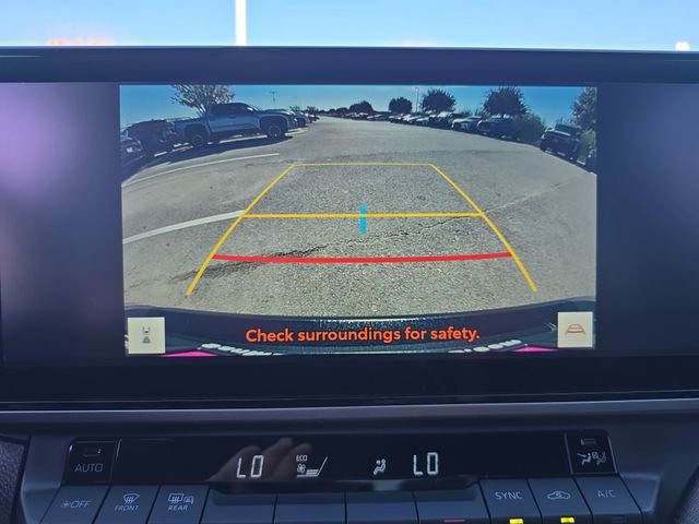 Used 2025 Toyota Camry SE image 22