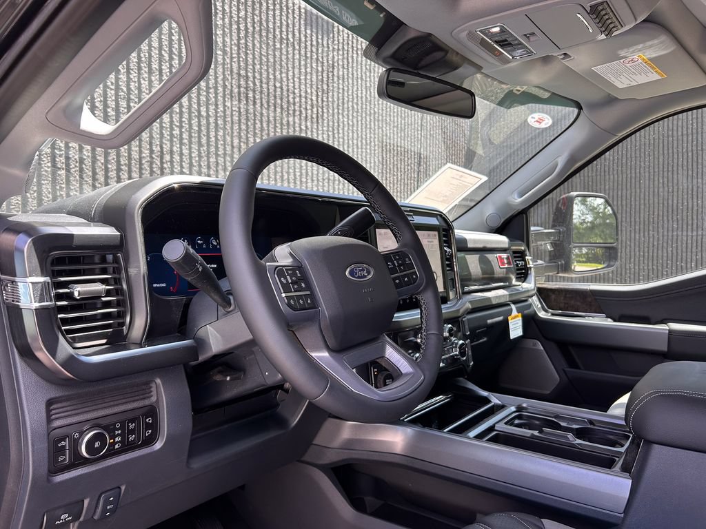 New 2026 Ford F250 Lariat w/ Black Appearance Package AWD/4WD image 9