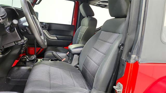 Used 2012 Jeep Wrangler Sport AWD/4WD image 11
