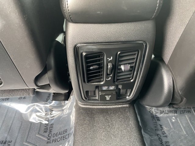 Used 2020 Jeep Grand Cherokee Limited image 22