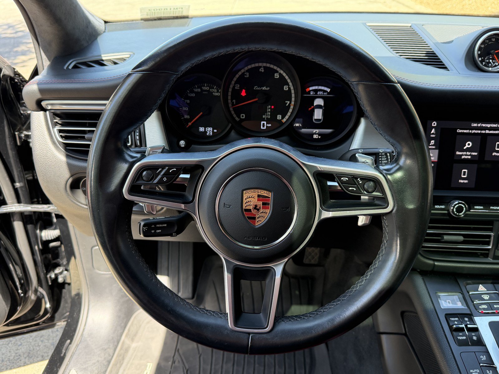 Used 2021 Porsche Macan Turbo AWD/4WD image 18