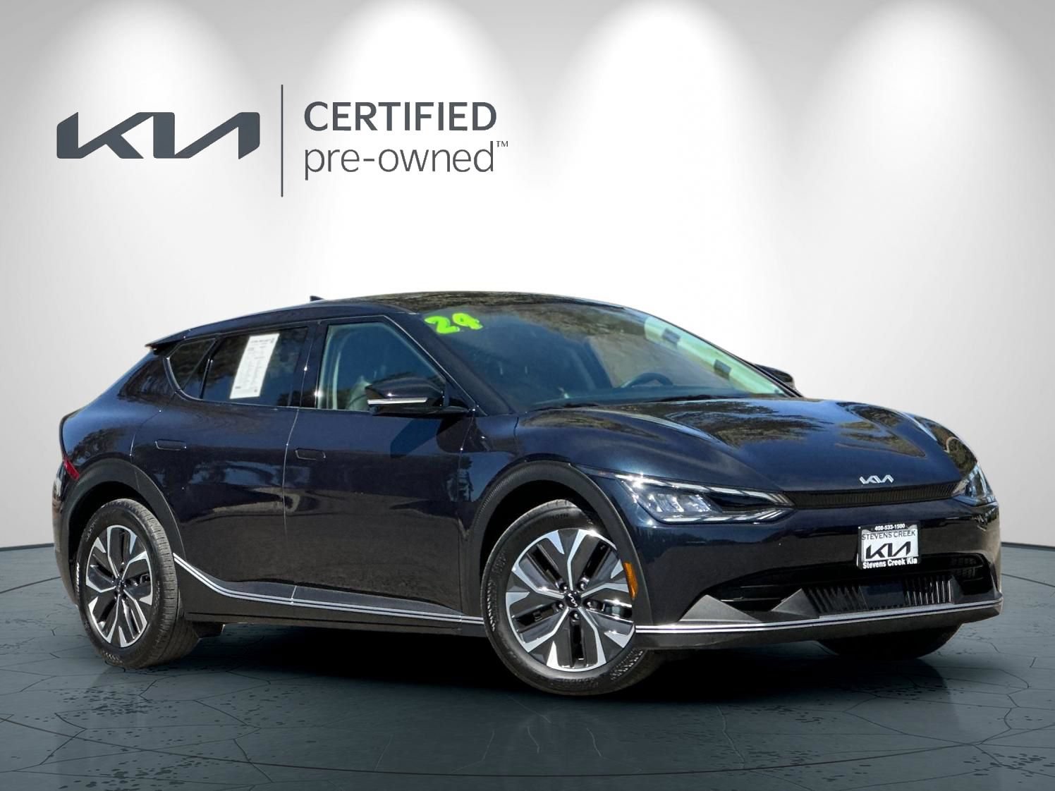 Certified 2024 Kia EV6 Light AWD/4WD image 2