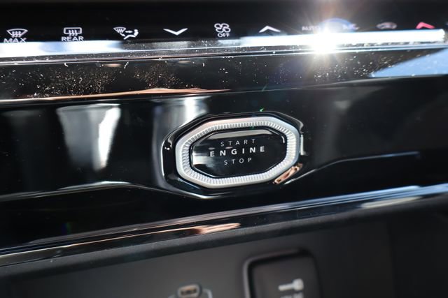 New 2026 Jeep Grand Cherokee L Limited AWD/4WD image 18