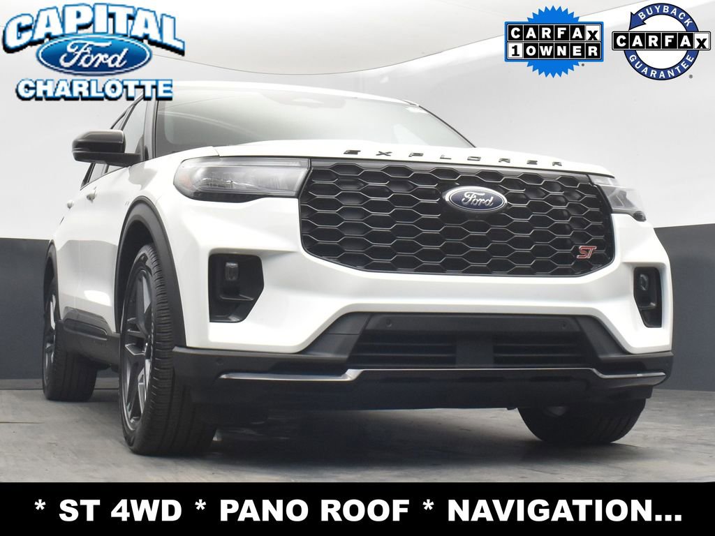 Used 2025 Ford Explorer ST image 19