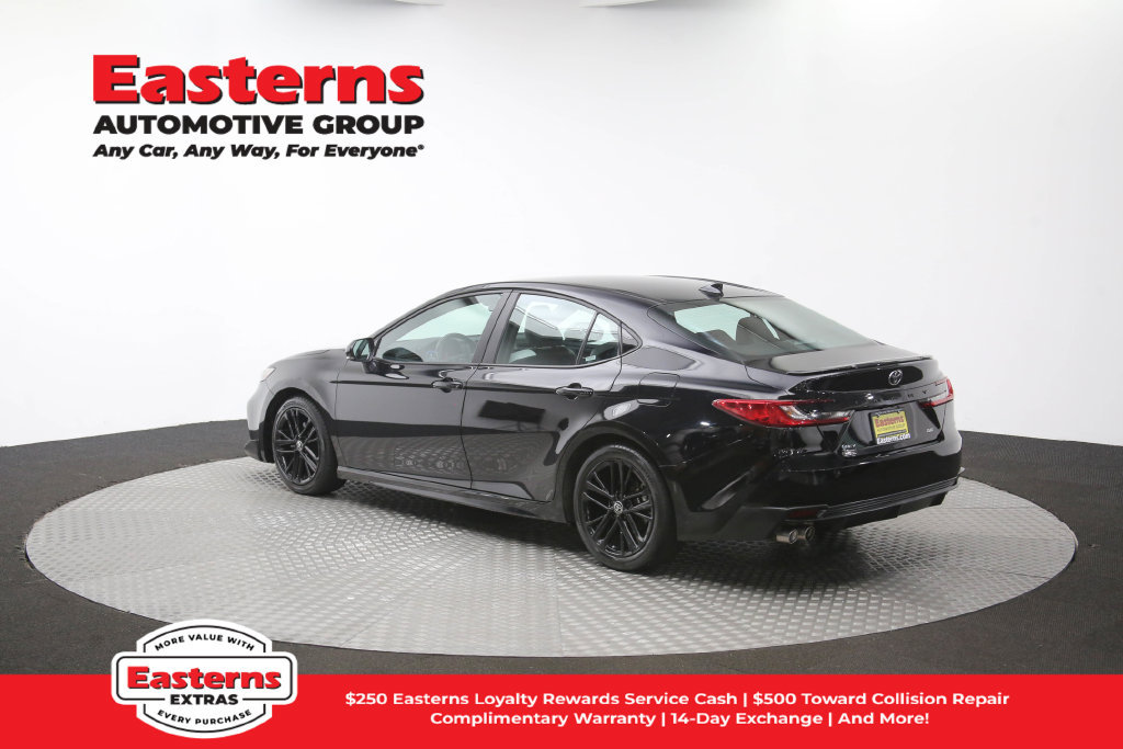 Used 2025 Toyota Camry SE FWD image 62