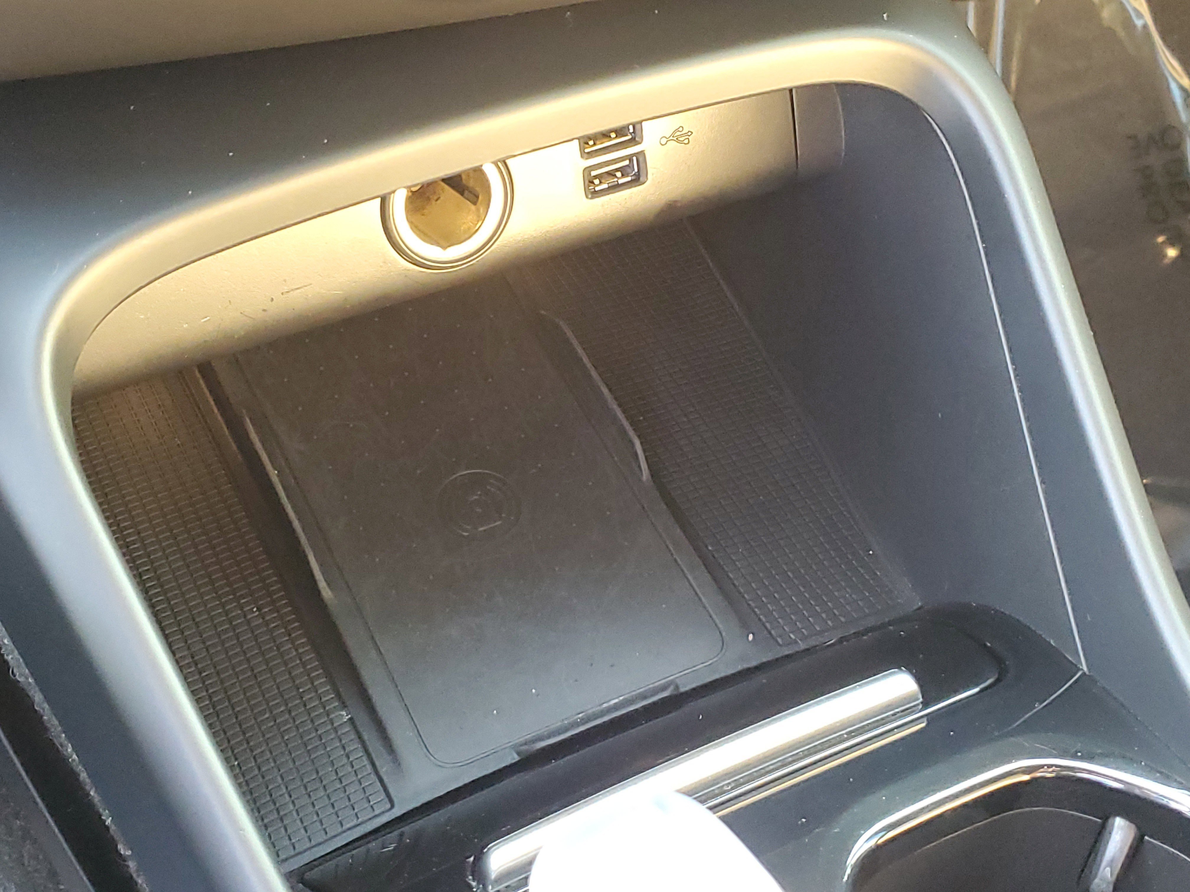 Used 2019 Volvo XC40 T5 Inscription image 26