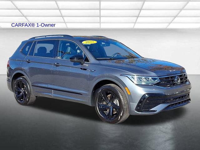 Used 2024 Volkswagen Tiguan SE R-Line