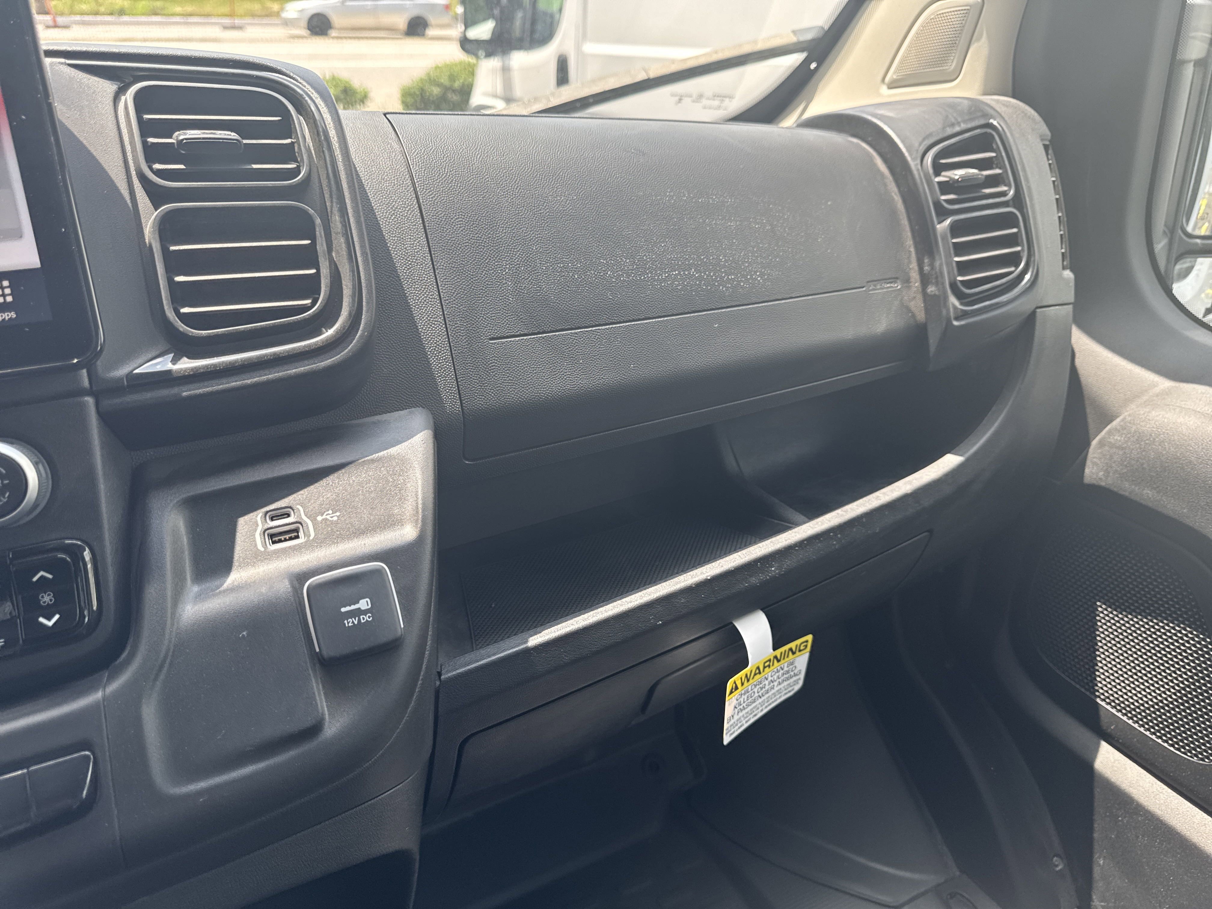 Used 2024 RAM ProMaster 3500 w/ Delivery Van Package image 22