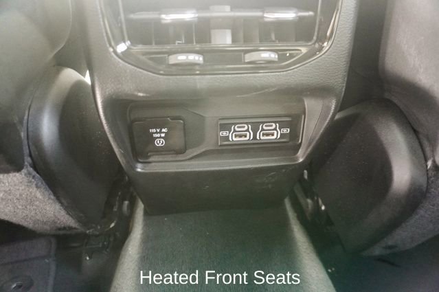 Used 2023 Jeep Grand Cherokee Altitude image 9