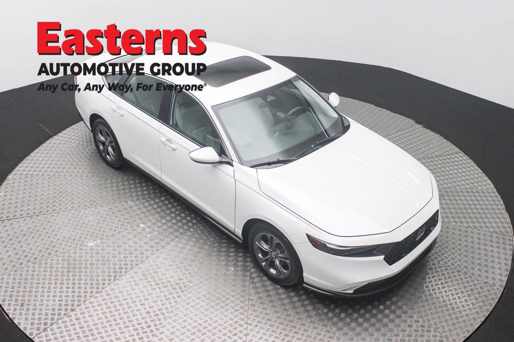 Used 2024 Honda Accord EX image 3