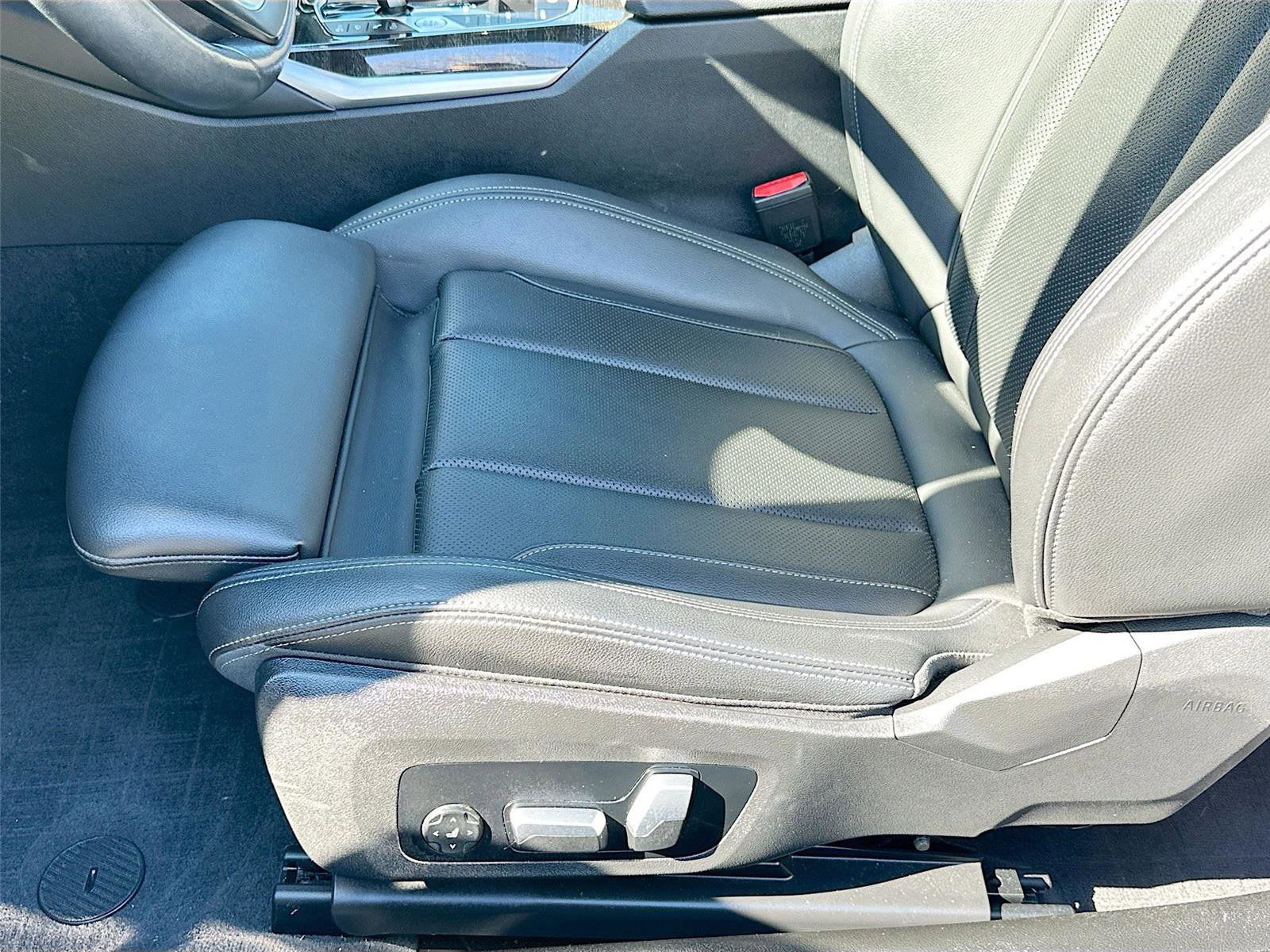 Used 2023 BMW 430i xDrive Coupe w/ Parking Assistance Package image 17