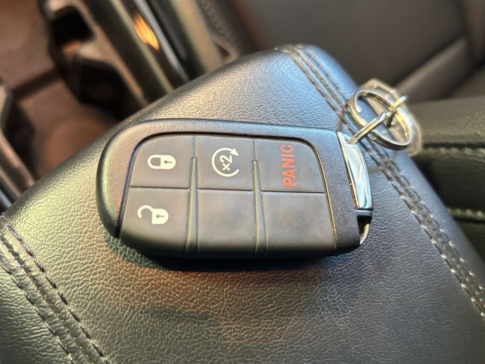 Used 2025 Jeep Compass Limited image 22