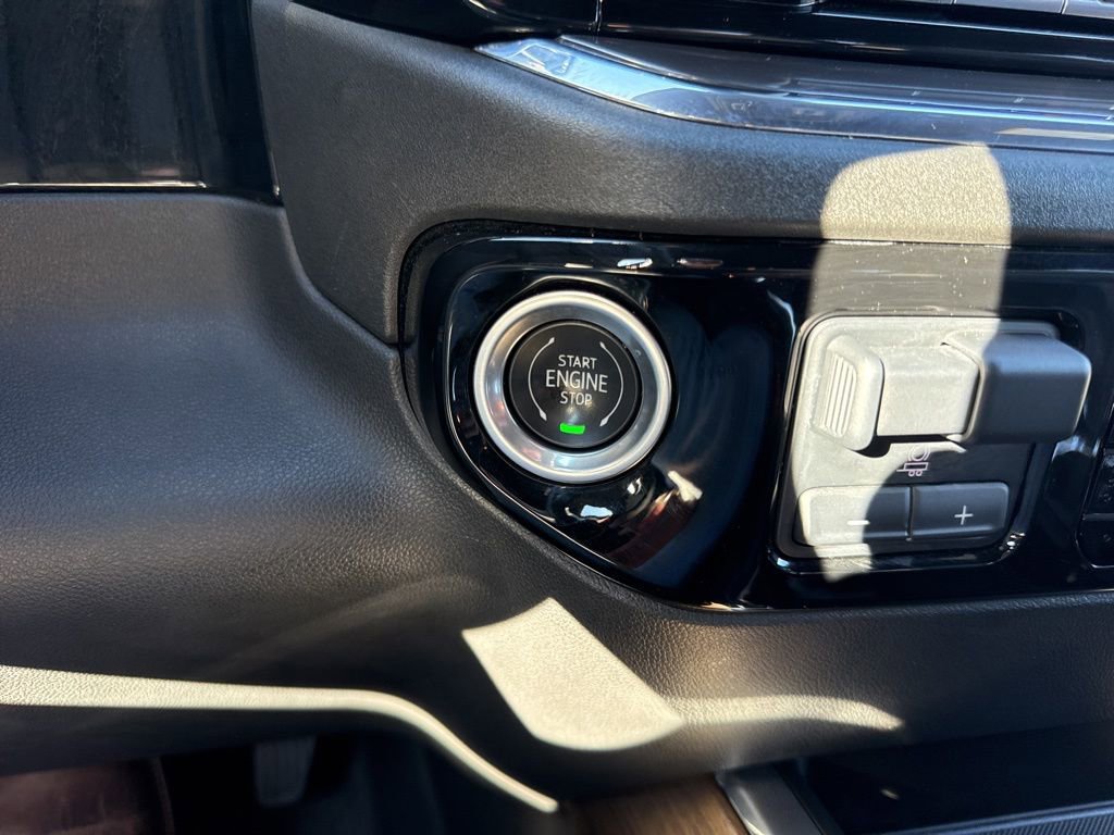 Used 2023 Chevrolet Silverado 1500 High Country w/ High Country Premium Package image 25