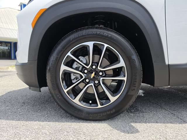 New 2026 Chevrolet TrailBlazer LT w/ LT Cold Weather Package FWD image 34