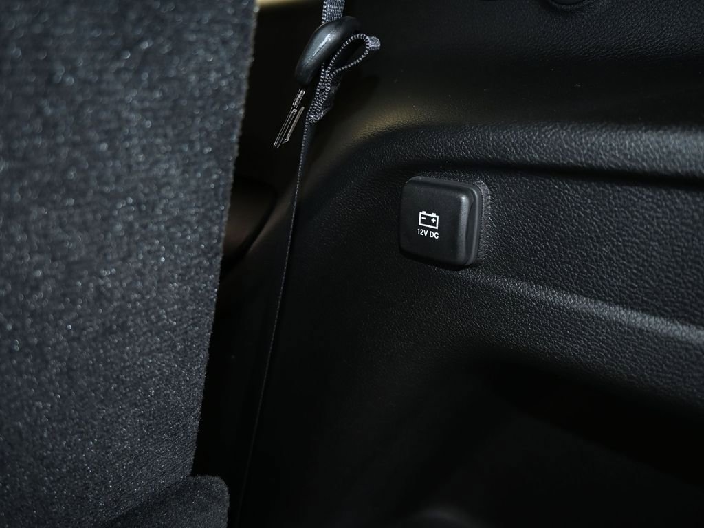 Used 2024 Jeep Grand Cherokee L Laredo image 34