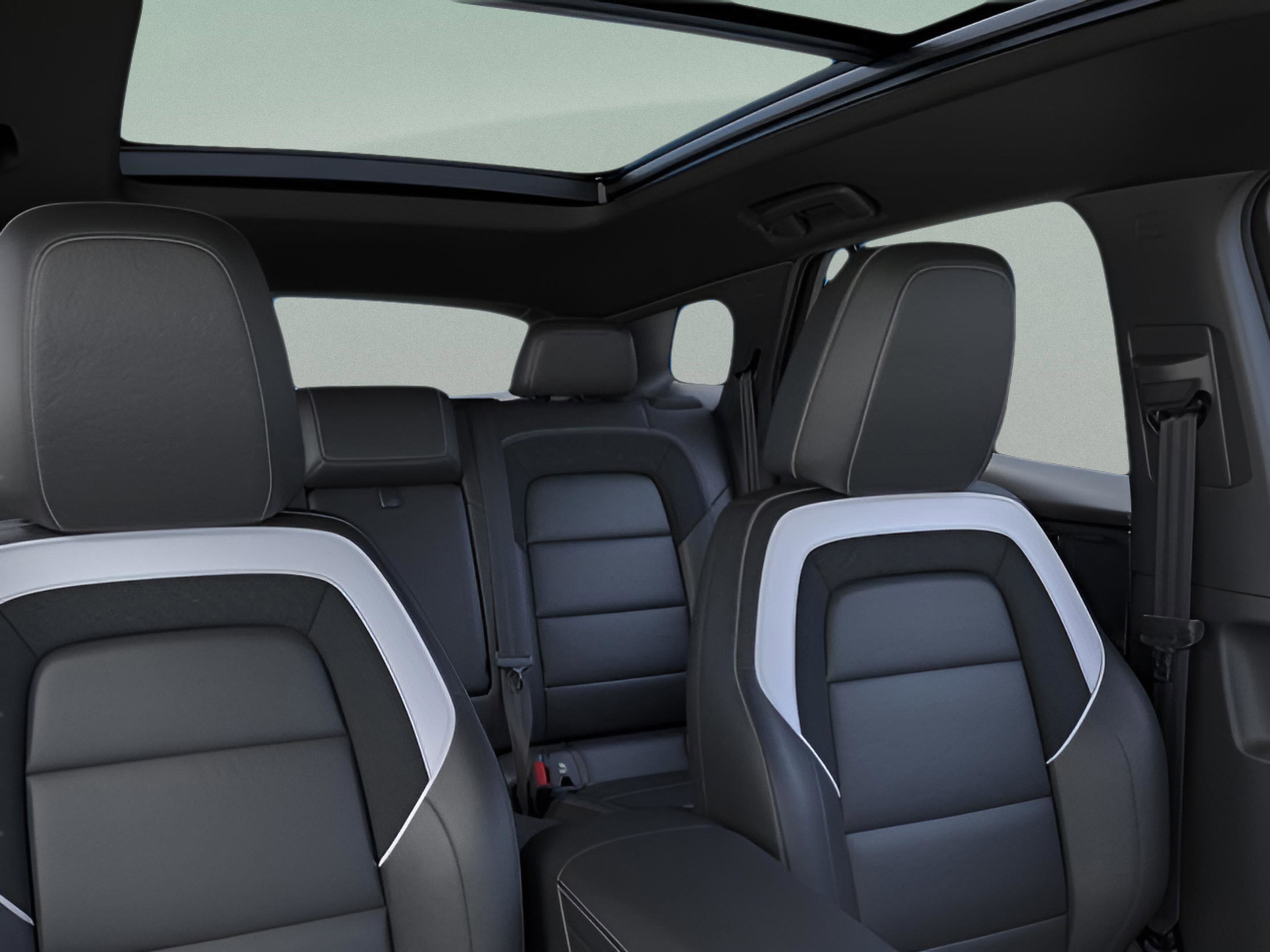 New 2026 Chevrolet Blazer EV LT w/ Super Cruise Package image 7