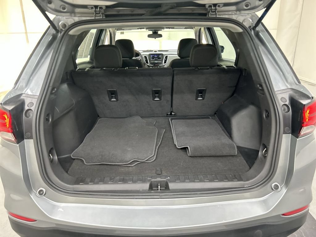 Used 2023 Chevrolet Equinox LS AWD/4WD image 21