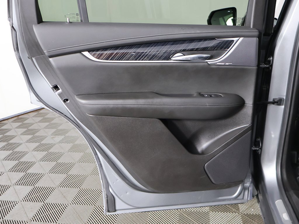 Used 2023 Cadillac XT6 Premium Luxury w/ Technology Package image 29