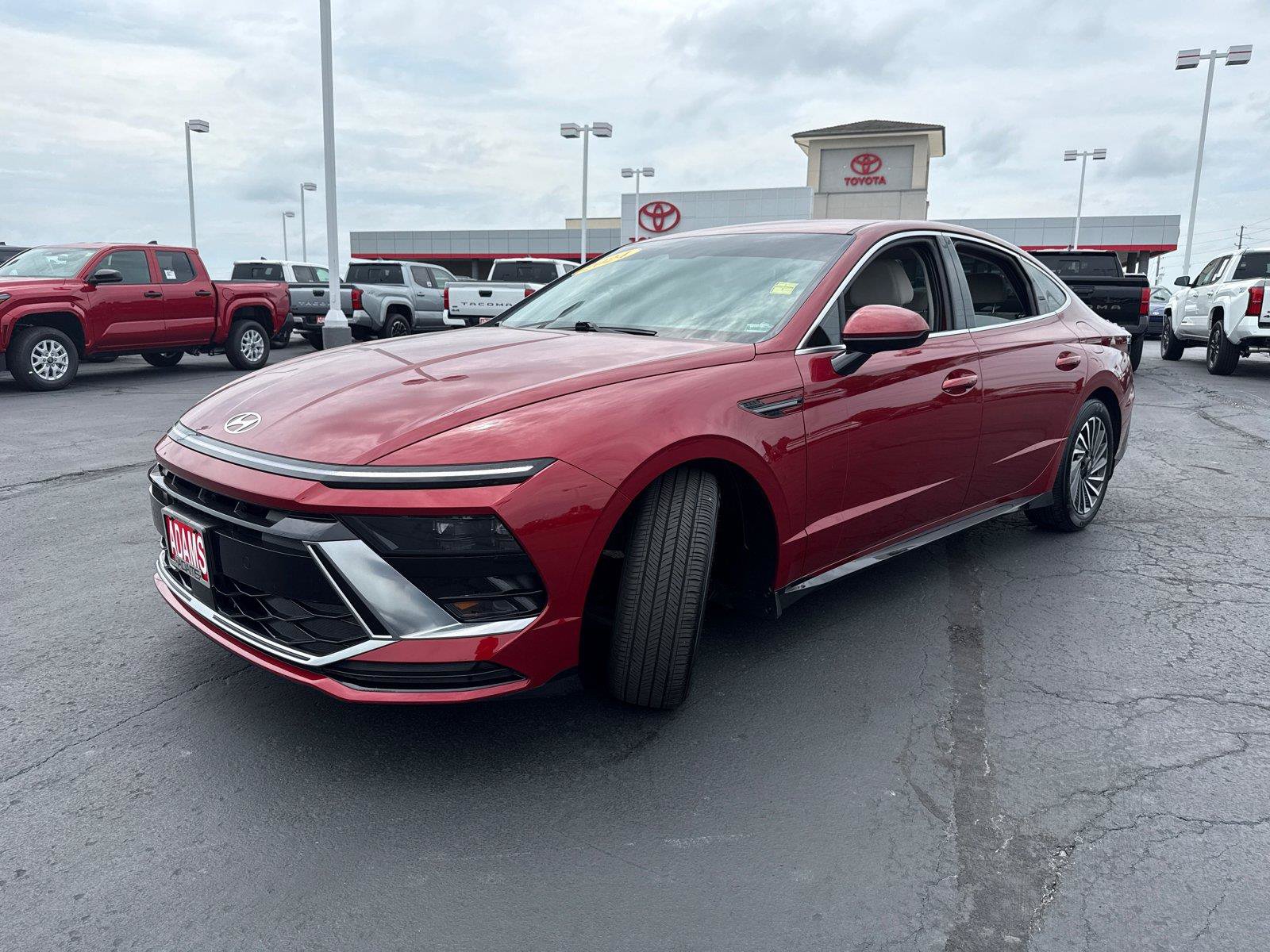 Used 2024 Hyundai Sonata SEL FWD image 4