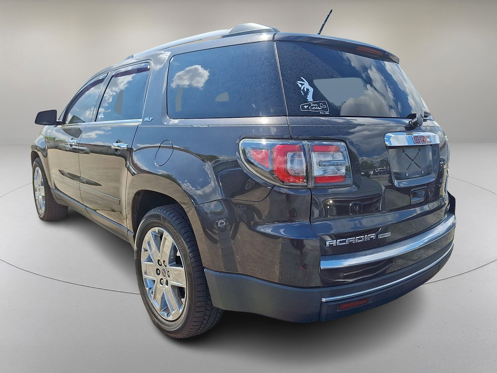 Used 2017 GMC Acadia Limited SLT image 6